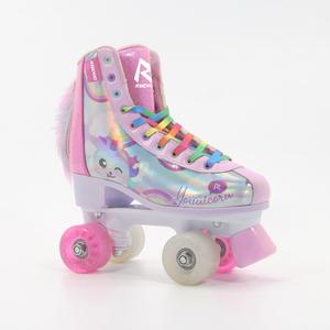 Neue Schwanzdesign Lasermaterial Quad Roller Skate für Kinder